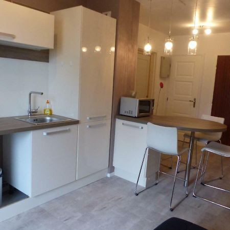 Appartement au calme, avec parc privé, 50m du tram Tours Exterior foto