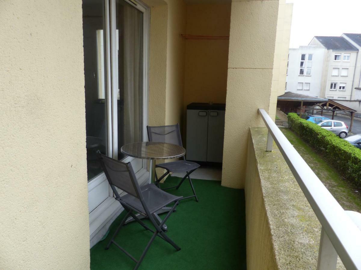 Appartement au calme, avec parc privé, 50m du tram Tours Exterior foto